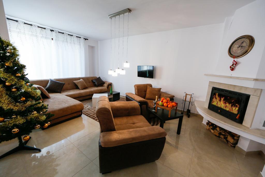 Отель Twin House Огняново Экстерьер фото
